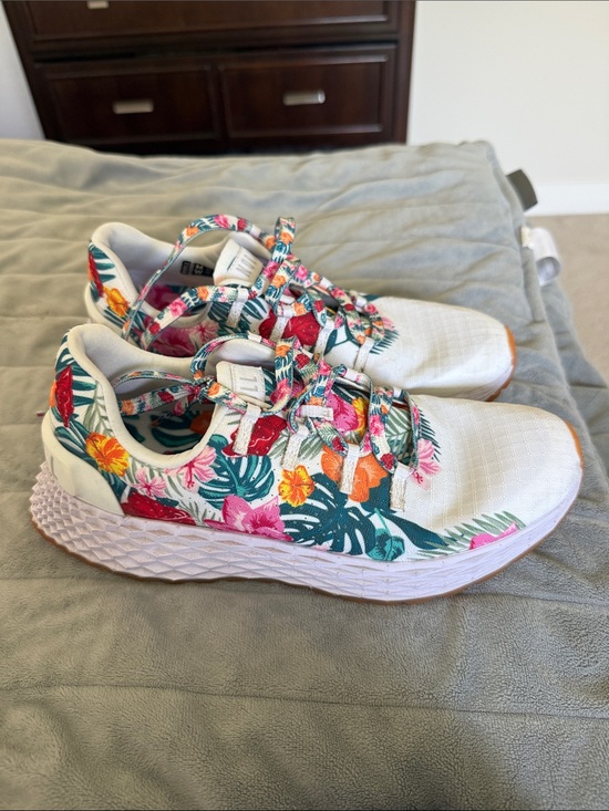 NOBULL Shoes - NOBULL White Trainers with Multicolor Tropical Floral Print